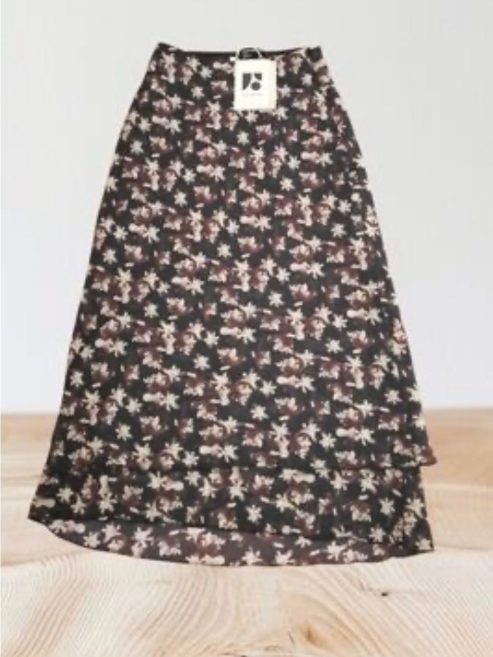 NWT Frank & Oak Floral Midi Skirt w/Neutral Blooms SZ M waist 14” length 36”